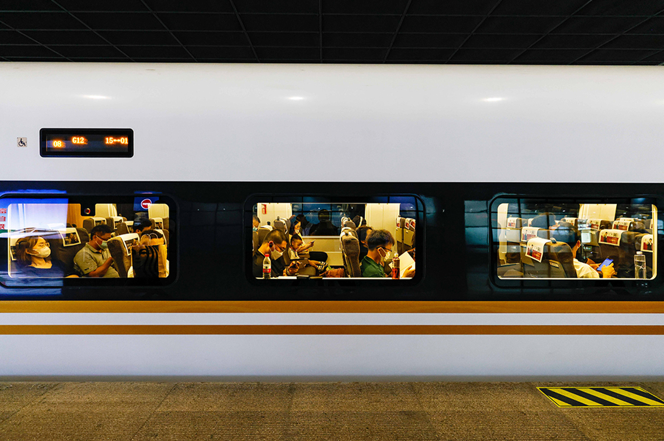 蟹太太京沪高铁广告精准覆盖，完成2022年品宣又一战略布局